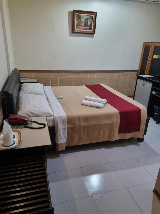 Hotel Clark Tiger 4*