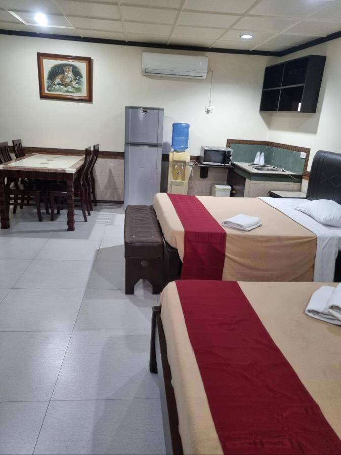 Clark Tiger Hotel